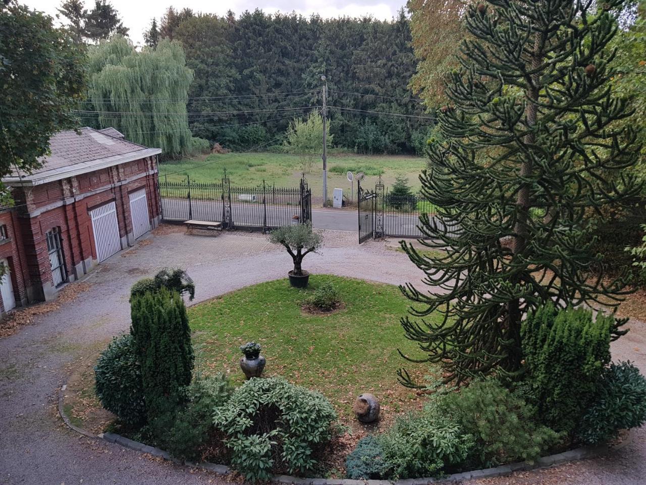 Chateau Lambert Moulinsart Hotel, Shuttle Airport, Long Term Parking, Snooker, Large Terrasse, Dinner, Breakfast Charleroi Exterior foto